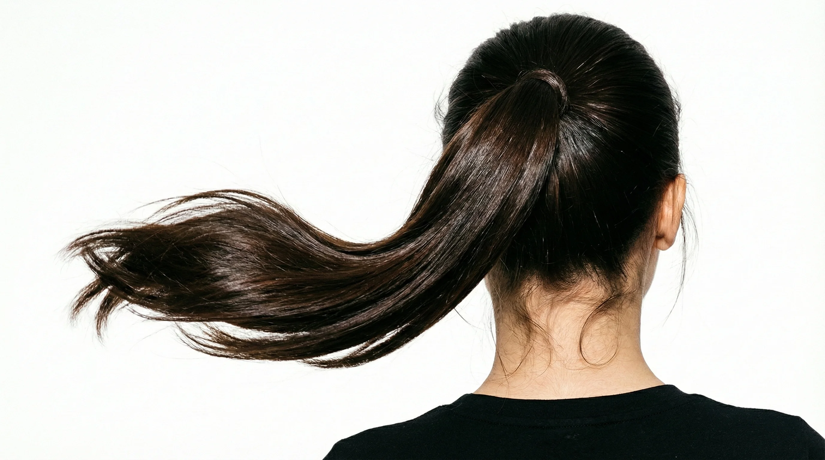 Premium Hair Serum: What Separates Quality From Marketing